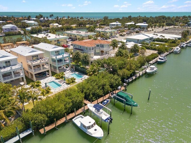 Primary Photo - 112 Ave D