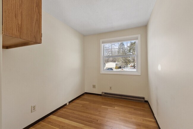 Building Photo - 9 West Rd