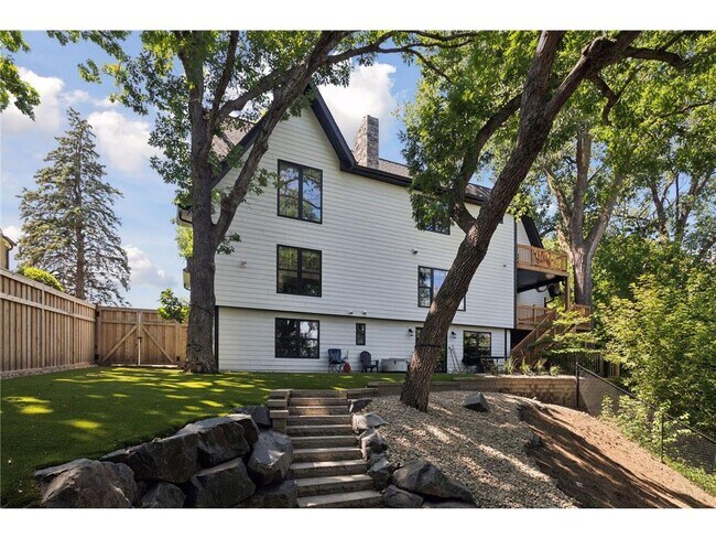 Building Photo - 6540 Navaho Trail