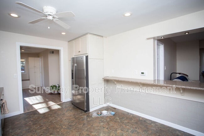 Building Photo - 90 Clubhouse Rd