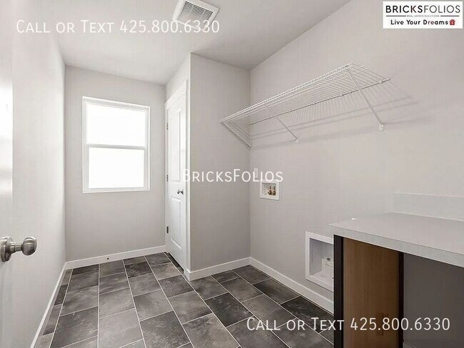 Building Photo - 6056 Addison Rd SW