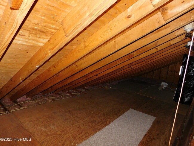 Building Photo - 6109 Schooner Ct