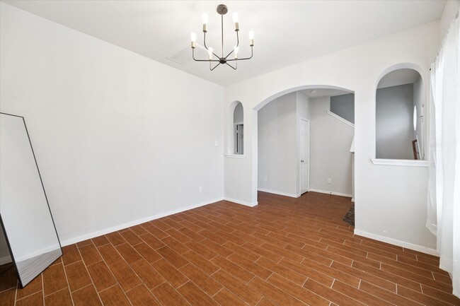 Building Photo - 20566 Sycamore Crest Ln