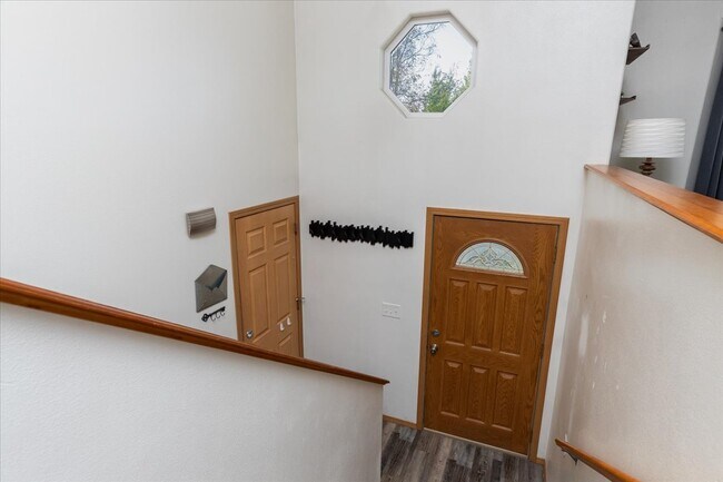 Building Photo - 310 Tipperary Ct