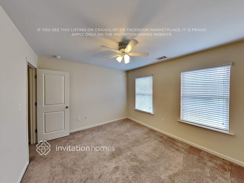 Building Photo - 798 Rockingham Dr