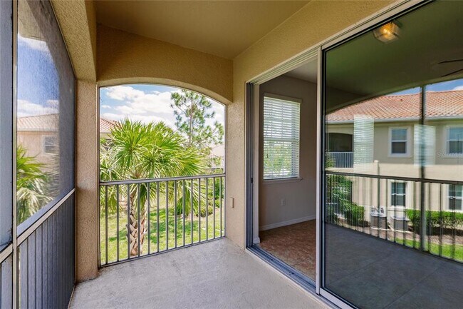 Building Photo - 3215 Oriole Dr