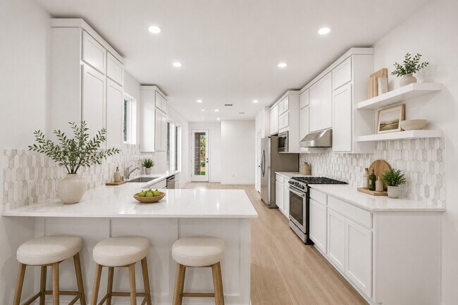 Building Photo - 27439 Sunterra Village Dr