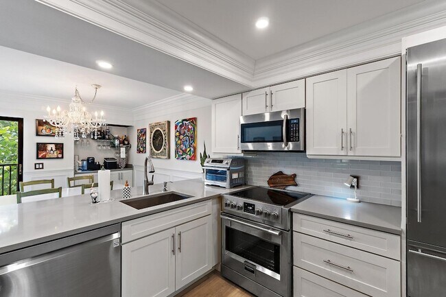 Building Photo - 1605 S US Hwy 1