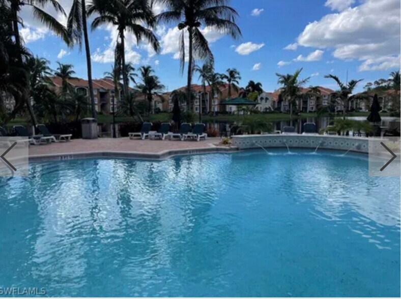 Building Photo - 1210 Wildwood Lakes Blvd