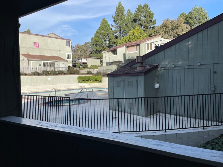 Building Photo - 1333 N Camino Alto