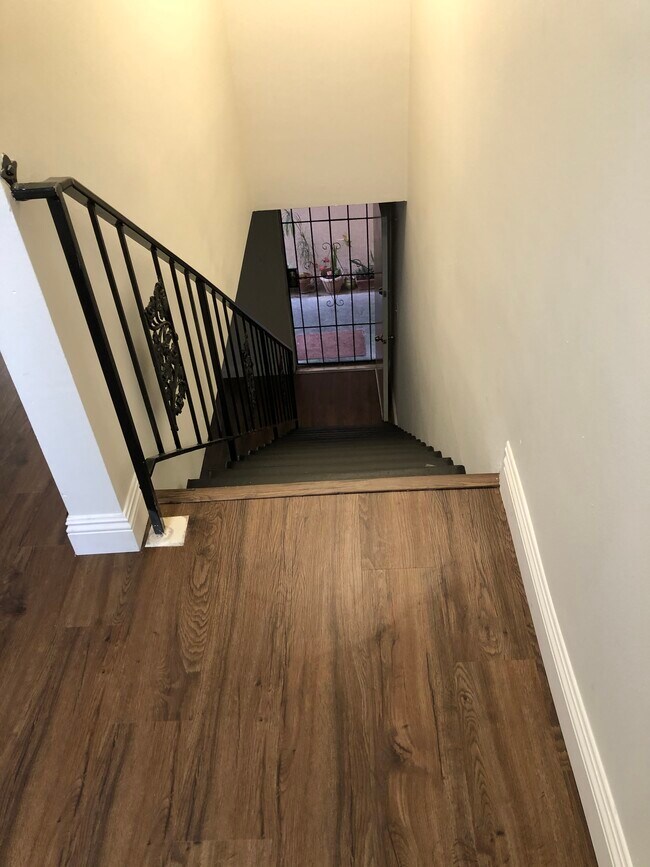 Stairs leading to 1st floor - 6110 Seville Ave