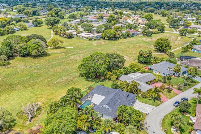 Building Photo - 5706 Guava Dr