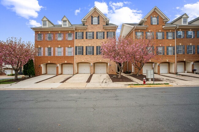 Building Photo - 4647 Red Admiral Way