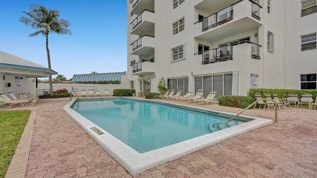 Building Photo - 1500 S Ocean Blvd