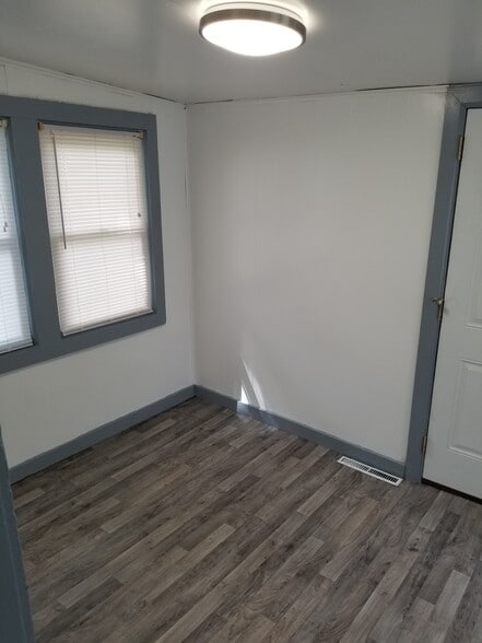 Building Photo - 3401 Hamilton Pl