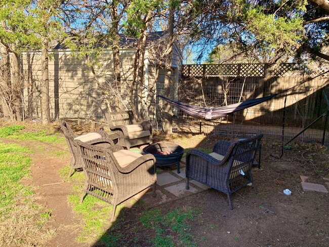 Building Photo - 2610 32nd St