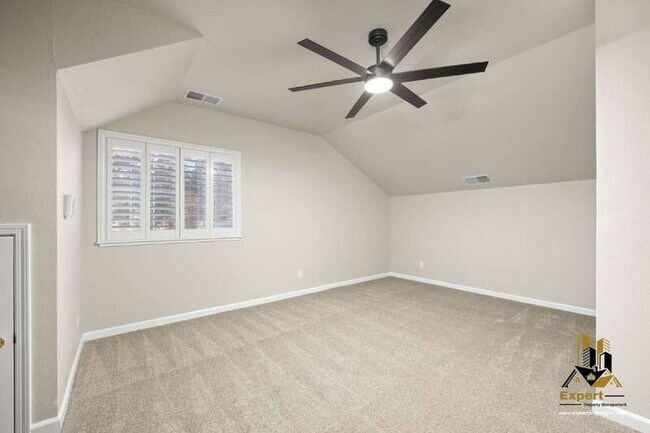 Building Photo - 5291 Bryant Rd