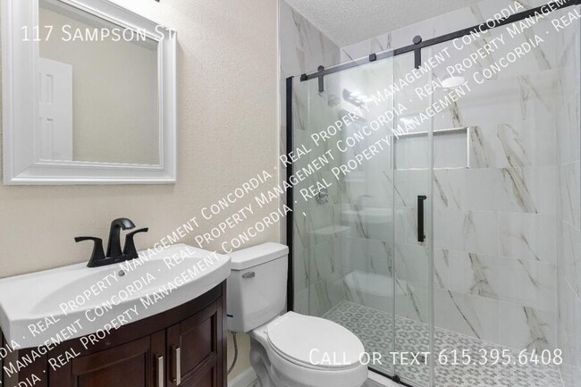 Building Photo - Recently Remodeled Gem with Modern Touches...