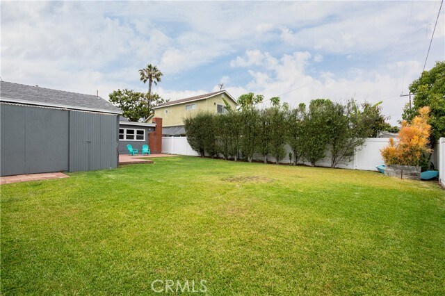 Building Photo - 2662 Riverside Dr