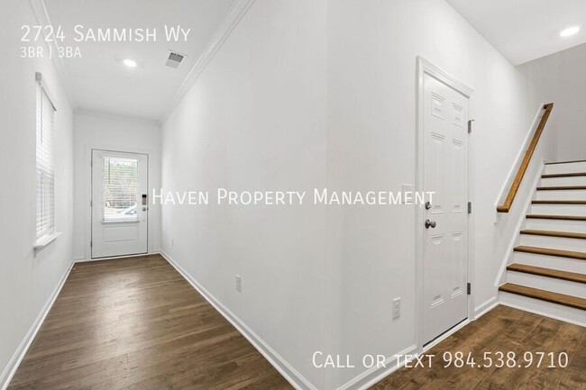 Building Photo - 2724 Sammish Way