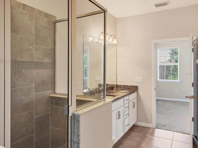 Building Photo - 8219 Enclave Way
