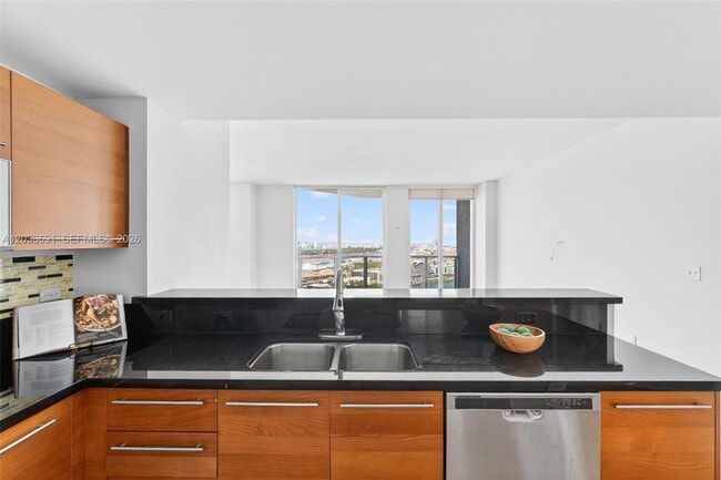 Building Photo - 244 Biscayne Blvd