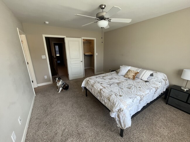 Building Photo - 1133 Braybrooke Pl