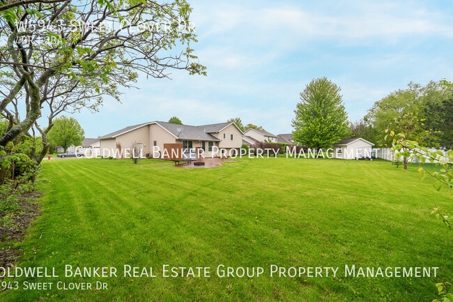 Building Photo - W5943 Sweet Clover Dr