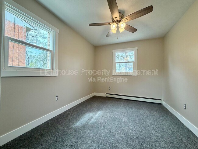 Building Photo - 2633 Woodward Ave SW