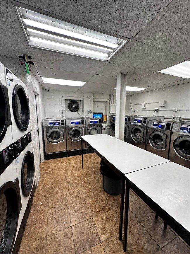 Building Photo - 20 Wendell St