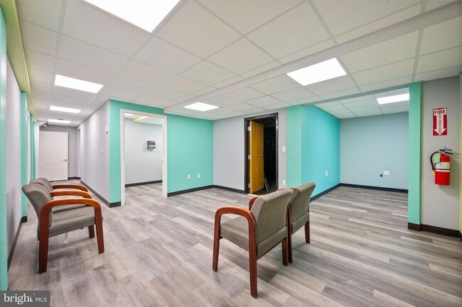 Building Photo - 7917 Wise Ave