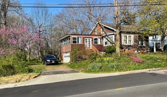 Building Photo - 1439 Grant Rd