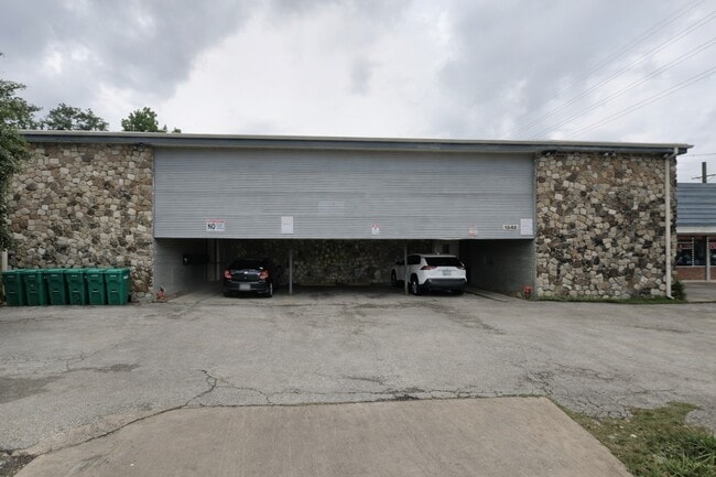 Building Photo - 1849 Richmond Ave.