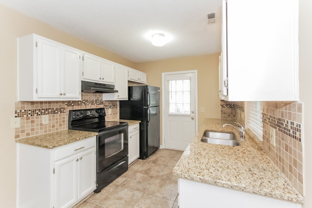 Building Photo - 8307 Houndstooth Dr