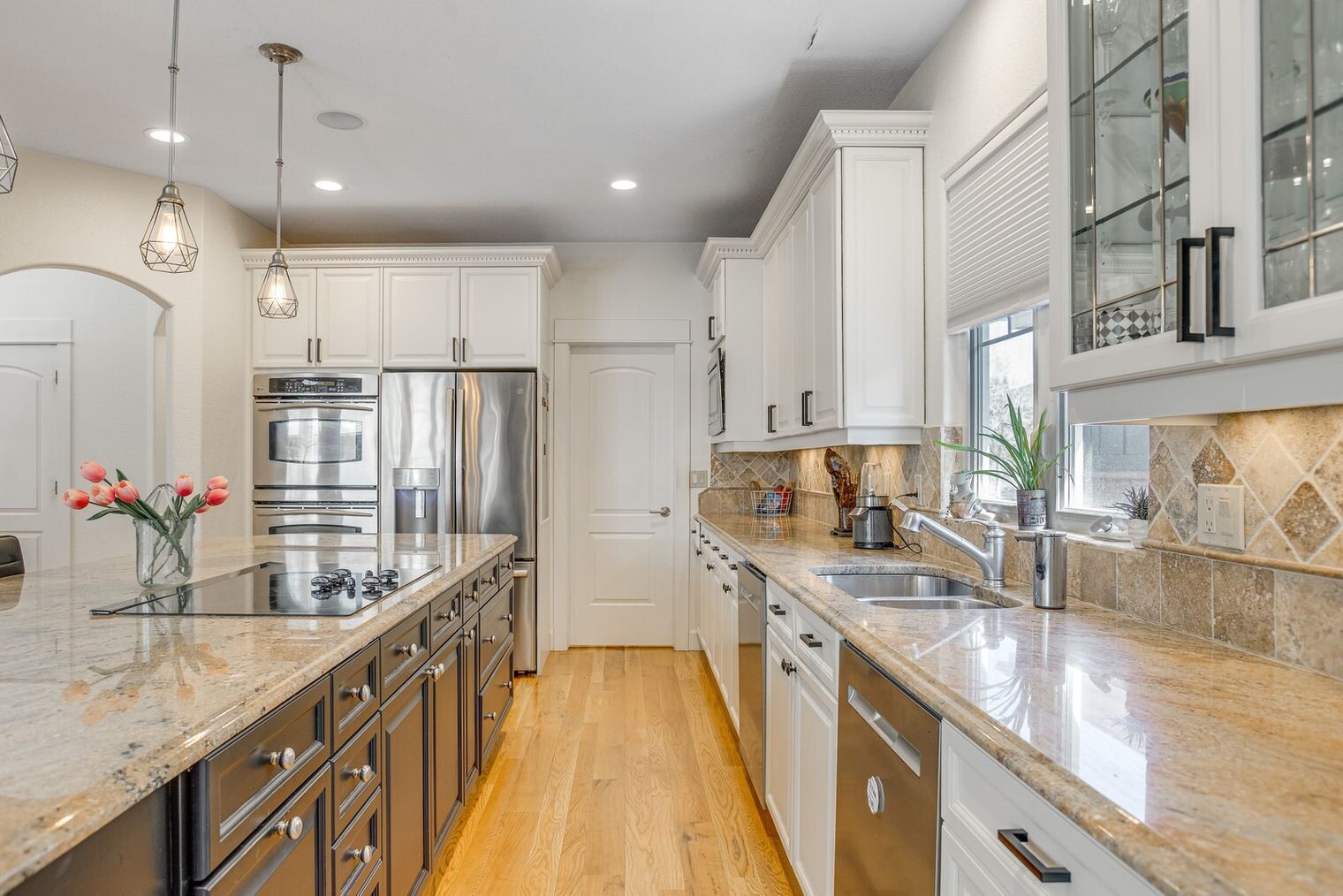 Building Photo - 24950 E Roxbury Pl