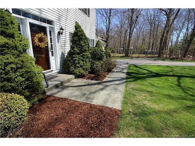 Building Photo - 4 Bed - 2.5 Bath: Single Family Home in Oa...
