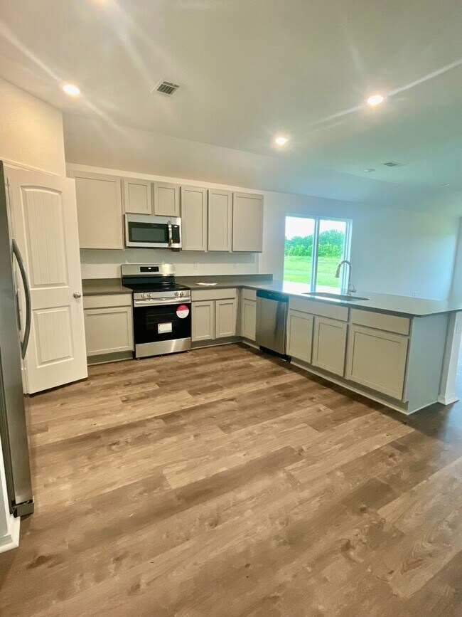 Primary Photo - Home For Rent!