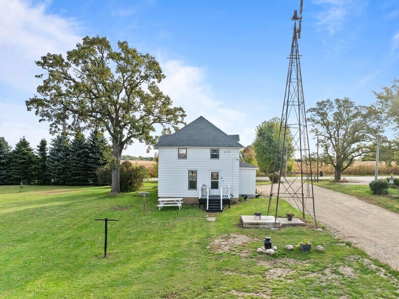 Building Photo - 4363 County Rd O