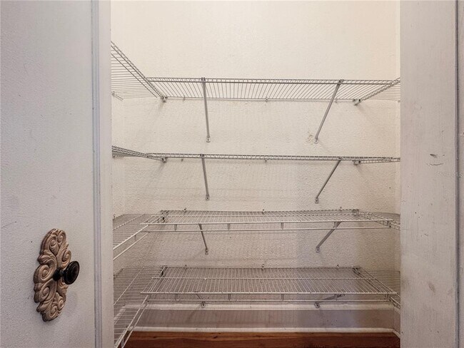 Building Photo - 1016 E Washington Ave