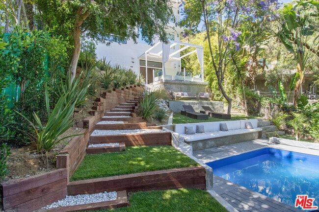 Building Photo - 4130 Parva Ave