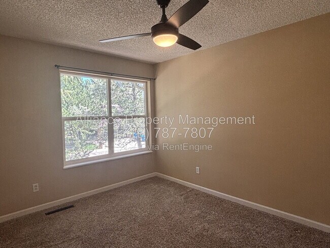 Building Photo - 3823 Windsong Ct