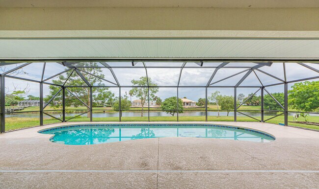 Building Photo - 1578 Eagles Cir