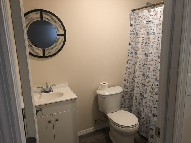 Building Photo - 101 Orchard St