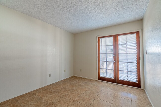 Building Photo - 2650 S Los Amigos Dr