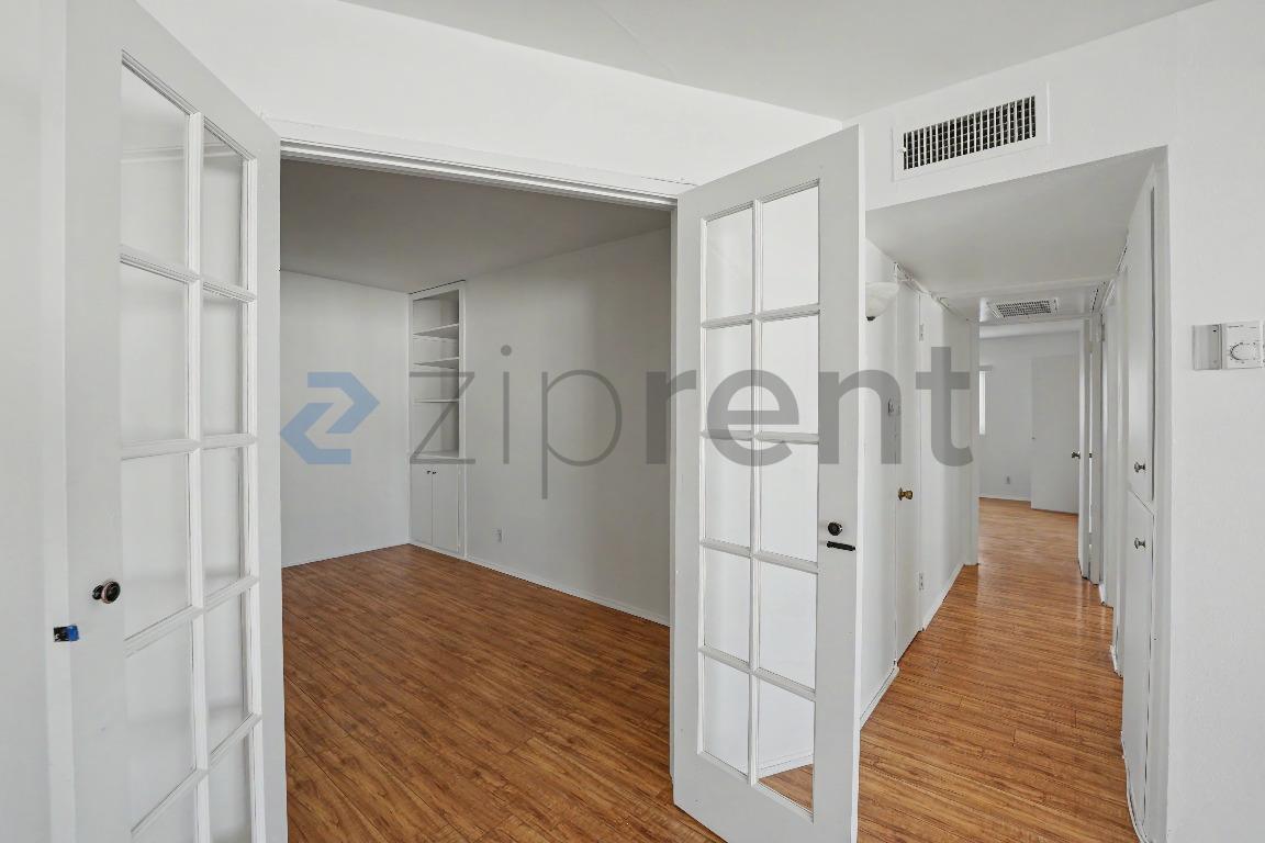 Building Photo - Unit 56