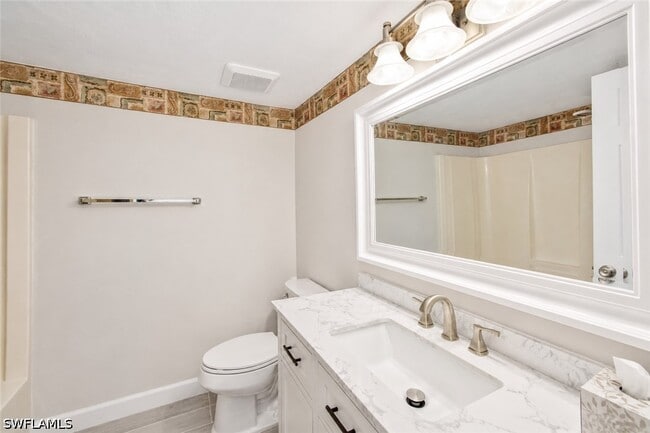 Building Photo - 2340 Naples Trace Cir