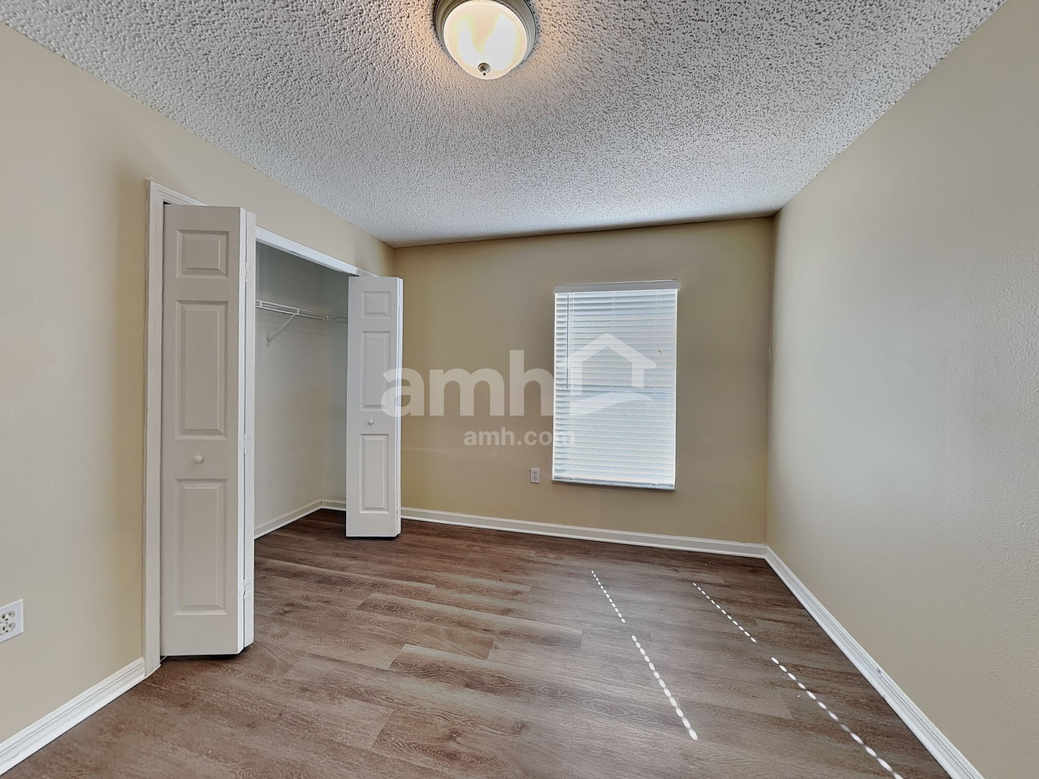 Building Photo - 2724 Maderia Cir