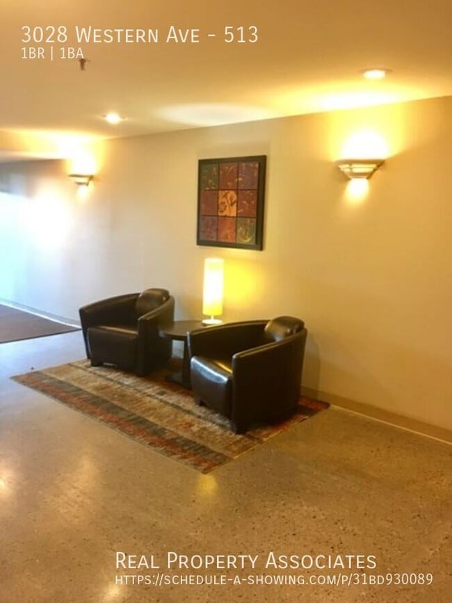 Building Photo - 3028 Western Ave