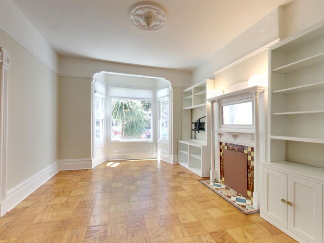 Building Photo - Beautiful 3 Bedroom in Duboce Triangle!!