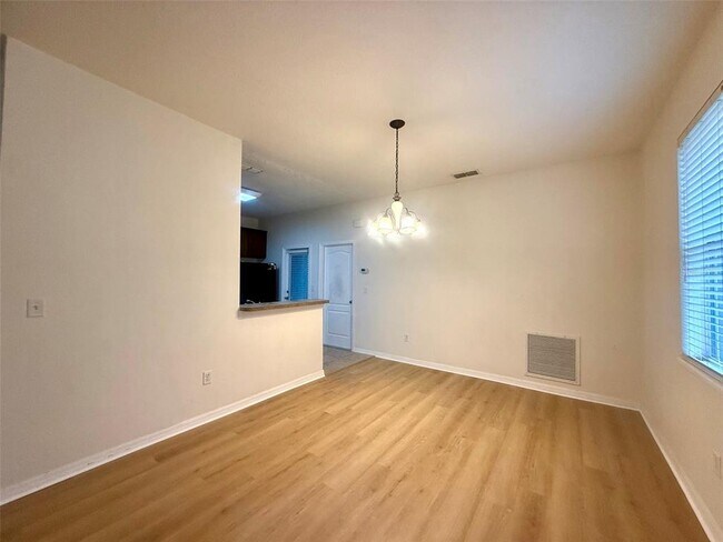 Building Photo - 1642 Buckeye Falls Way